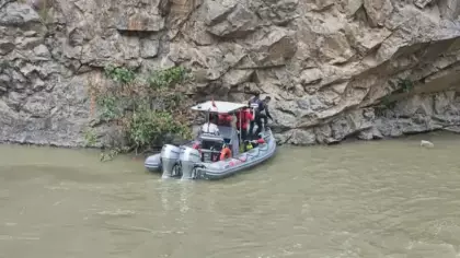 Derede kaybolan baba ile oğlunu 90 kişilik ekip arıyor