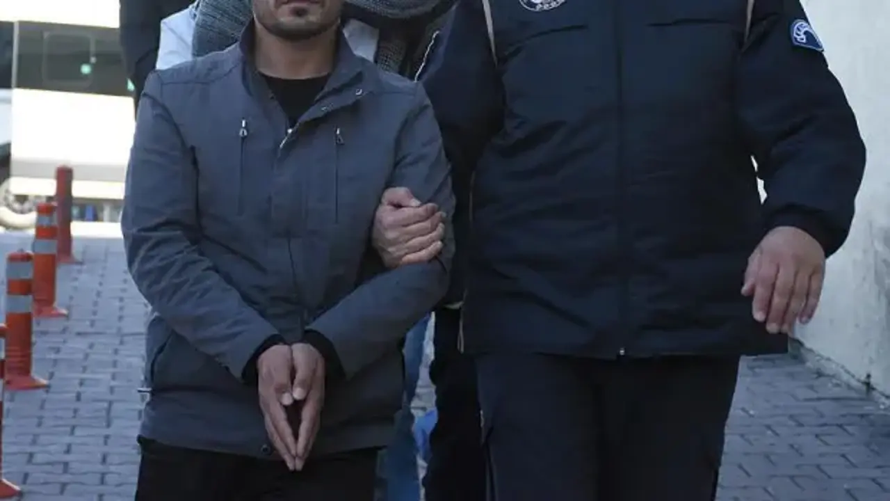 Dört ilde eş zamanlı fuhuş baskını: 52 kadın kurtarıldı