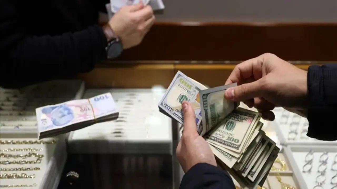 Döviz kurlarında son durum: Dolar ve euro güne nasıl başladı?