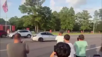 Drift yapan sürücü karşı şeride geçti: Araca böyle takla attırdı!
