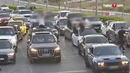 Düğün konvoyunda yolu kapatan 7 sürücüye 695 bin 862 lira ceza!