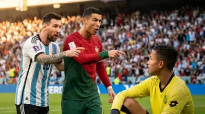 Dünyanın en zengin futbolcuları açıklandı! Ronaldo ve Messi'yi 23'e katladı!