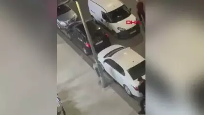 'Dur' ihtarına uymadı, polise bıçakla saldırdı: Sokak ortasında film gibi operasyon