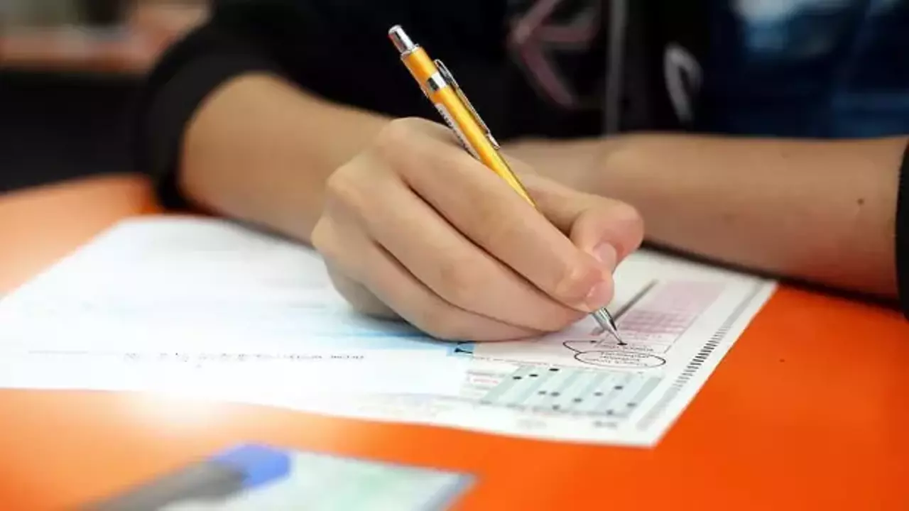 EKPSS temel soru kitapçıkları ve cevap anahtarları yayımlandı