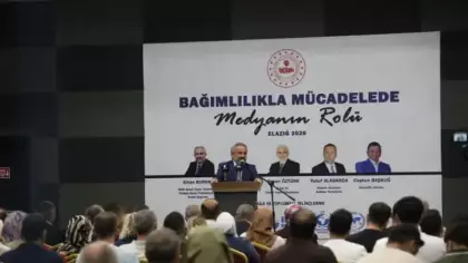 Elazığ'daki panelde çağın vebası bağımlılığa karşı medya uyarısı