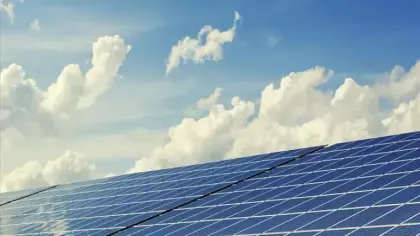 Elektrik üretiminde rekor: Güneş enerjisi zirveyi gördü!