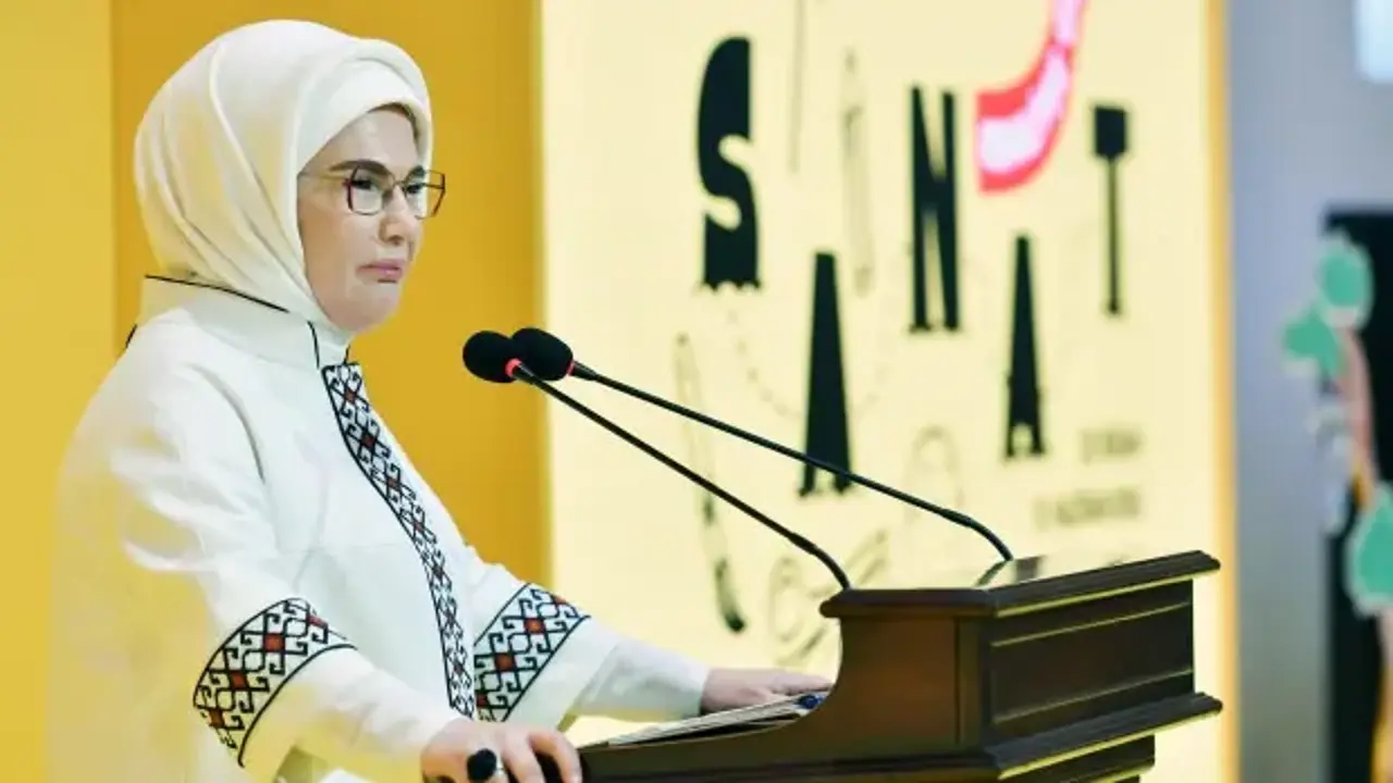 Emine Erdoğan: Küreselleşmenin kültürleri tek potada eritme gibi bir yan tesiri var