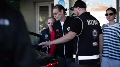 Erdal Beşikçioğlu'ndan vatandaşa tehdit!