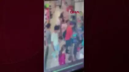 Esenyurt'ta yolda bulduğu kartla 10 bin TL’lik alışveriş yapan şüpheli kamerada