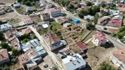 Eski kilise 42 yıldır cami olarak hizmet veriyor!