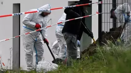 Evinin bahçesine 34 insan cenini gömmüş! Doktor gözaltında