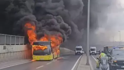 Faciadan dönüldü! İETT otobüsü alev alev yandı!