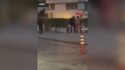Fatih'te 18 yaşında küçük tacizciler kameraya yakalandı