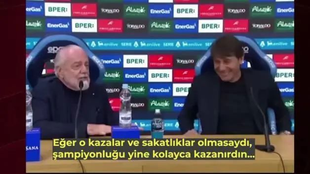Fenerbahçe ile ismi anılan Conte Napoli'den ayrıldı! Basın toplantısı İtalya'da gündem oldu