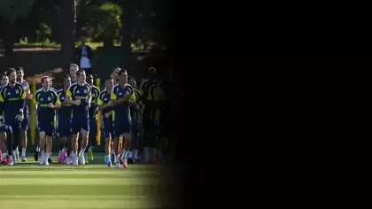 Fenerbahçe taraftarı hedef tahtasına oturtmuştu! Dünya devi yıldız isim için görüşme yaptı