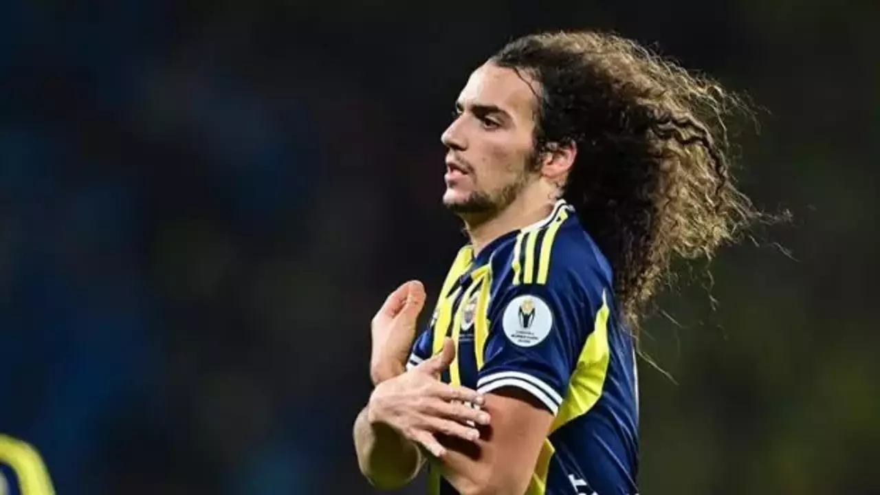 Fenerbahçe'de sarı kart ceza sınırındaki oyuncular kimler? (Kayserispor - Fenerbahçe)