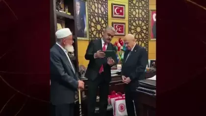Ferdi Tayfur şarkısı duygusal anlar yaşattı: Bahçeli'den usta sanatçı için özel istek!