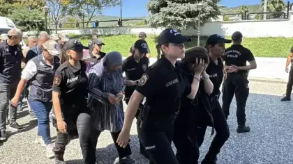 FETÖ'cü Burkay Karatepe ile bağlantılı 10 şüpheli adliyede
