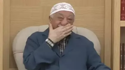 FETÖ'den talimat gitmiş: 'İtalyan artistleri gibi olun, eşlerinizin başını açın'