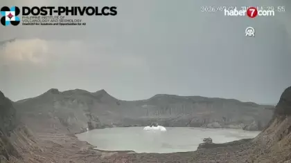 Filipinler'de Taal Yanardağı patladı: Krater gölünde nadir tsunami dalgaları oluştu