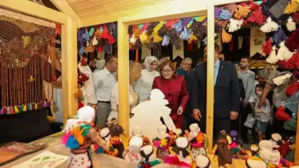 Gaziantep'te Hemşehri Dernekleri Festivali renkli görüntülerle açıldı