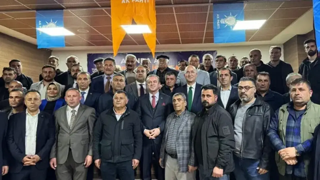 Gelecek Partisi'nde Hakkari depremi! 400'e yakın kişi AK Parti'ye katıldı