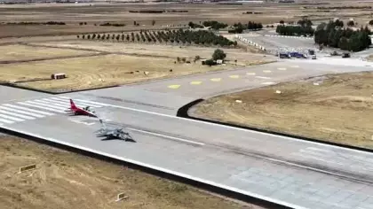 Gökyüzünde gövde gösterisi: Haluk Görgün ve Orgeneral Dalkıran milli jetlerle havalandı!