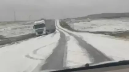 Görüntüler Türkiye'den! Ağustos ayında her yer beyaza büründü