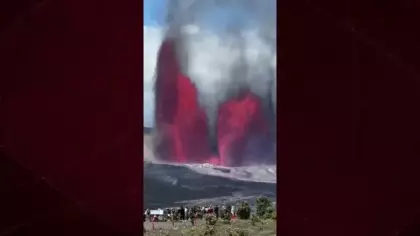 Görüntüler yapay zeka değil gerçek! Kilauea Yanardağı 300 metreye kadar lav püskürttü