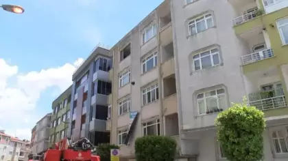 Güngören'de patlama! Ortalık savaş alanına döndü: 3 yaralı