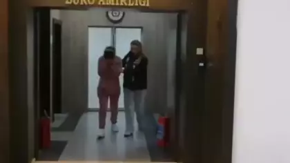 Hırsızlık şüphelisi kaçarken bindiği otobüste yakalandı