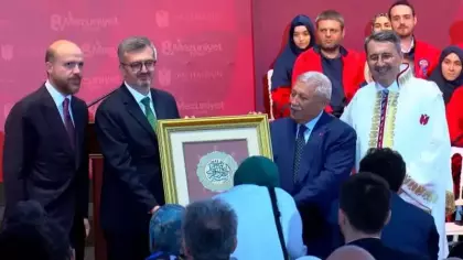 İbn Haldun Üniversitesi 8'inci mezunlarını uğurladı! Erdoğan'dan sesli mesaj!