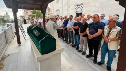 İhsan Kabil’in annesi son yolculuğuna uğurlandı