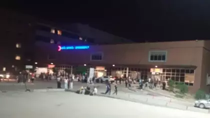 İki kişi zehirlendi, hastanenin acil servisi boşaltıldı