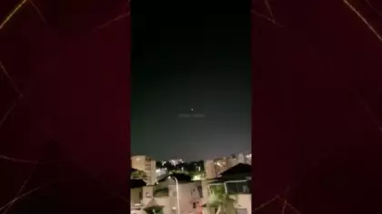 İran, İsrail'i perişan eden füzeleri işte böyle fırlattı! Tüm Tel Aviv'i aydınlattı