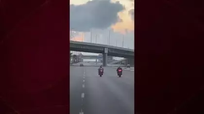 İskenderiye'de feci kaza: Çarpışan motosikletler alev topuna döndü