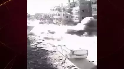 İsrail'den açık alçaklık: Gazze'de ambulansı böyle vurdular