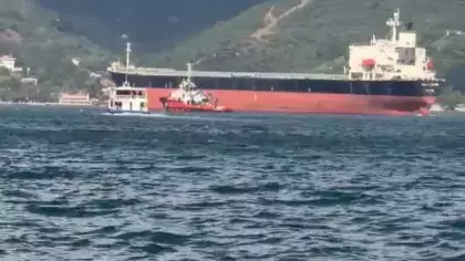İstanbul Boğazı'nda gemi trafiği çift yönlü askıya alındı