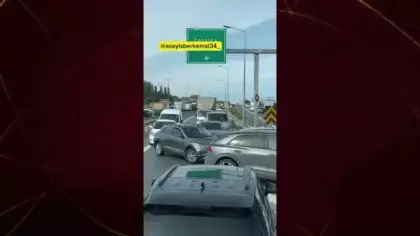 İstanbul'da akılalmaz görüntüler: Trafikten sıkılıp ters yöne girdiler!