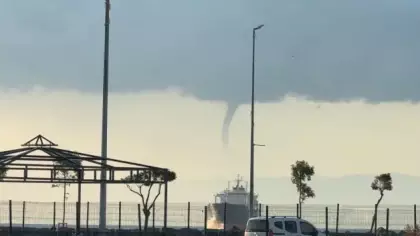 İstanbul'da sabah saatlerine hortum görüldü