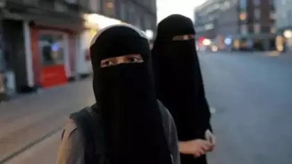 İtalya'da okullarda burka yasağı hazırlığı: Velilere dil öğrenme zorunluluğu getiriliyor