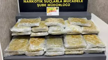 İzmir'de 29 kilo 800 gram skunk ele geçirildi