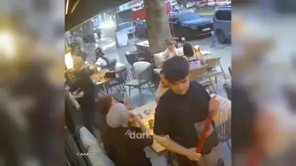 İzmir'de canice öldürülen gencin son görüntüleri ortaya çıktı! Can havliyle oraya sığınmış