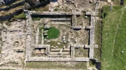 Karabük'te 1750 yıllık küp mezar, iskelet ve 