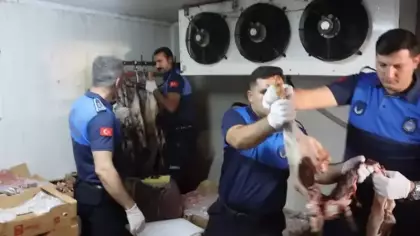 Kasapta 315 kilo bozuk et ele geçirildi