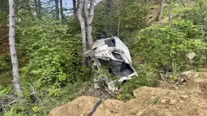 Kastamonu'da feci kaza! İşçileri taşıyan minibüs devrildi; 1 kişi öldü, 4 kişi yaralandı