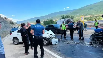 Kastamonu’da iki otomobil çarpıştı: 5 yaralı