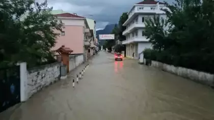 Kastamonu'yu sel vurdu: 150'den fazla ev ve iş yerini su bastı, tahliyeler başladı