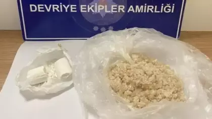 Keşan’da polisin durdurduğu bir ticari taksiden 157,61 gram uyuşturucu ele geçirildi