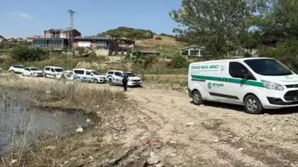 Kızının terliğini almak için baraj gölüne giren kişi boğuldu